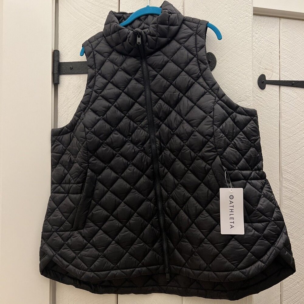 New NWT Athleta Whisper Featherless Vest Women’s Size 2X Black Zip Up